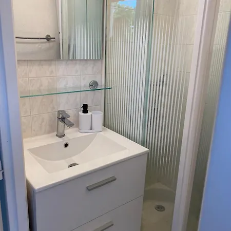 Апартаменты De Jardin Dans Maison